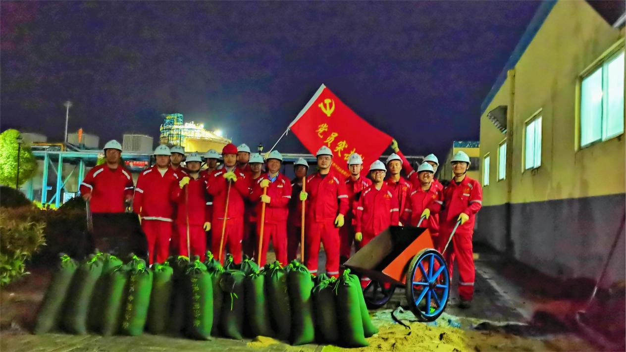 一线·防汛 | 燃气集团打好防汛主动战,筑牢燃气“安全堤” 一线·防汛 | 燃气集团打好防汛主动战,筑牢燃气“安全堤”